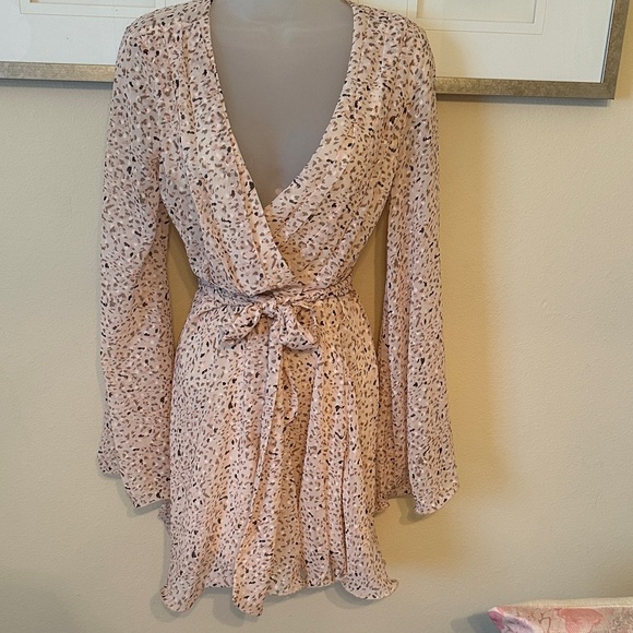 Chic Long Sleeve Wrap Dress in Soft Pink - Picture 1 of 6